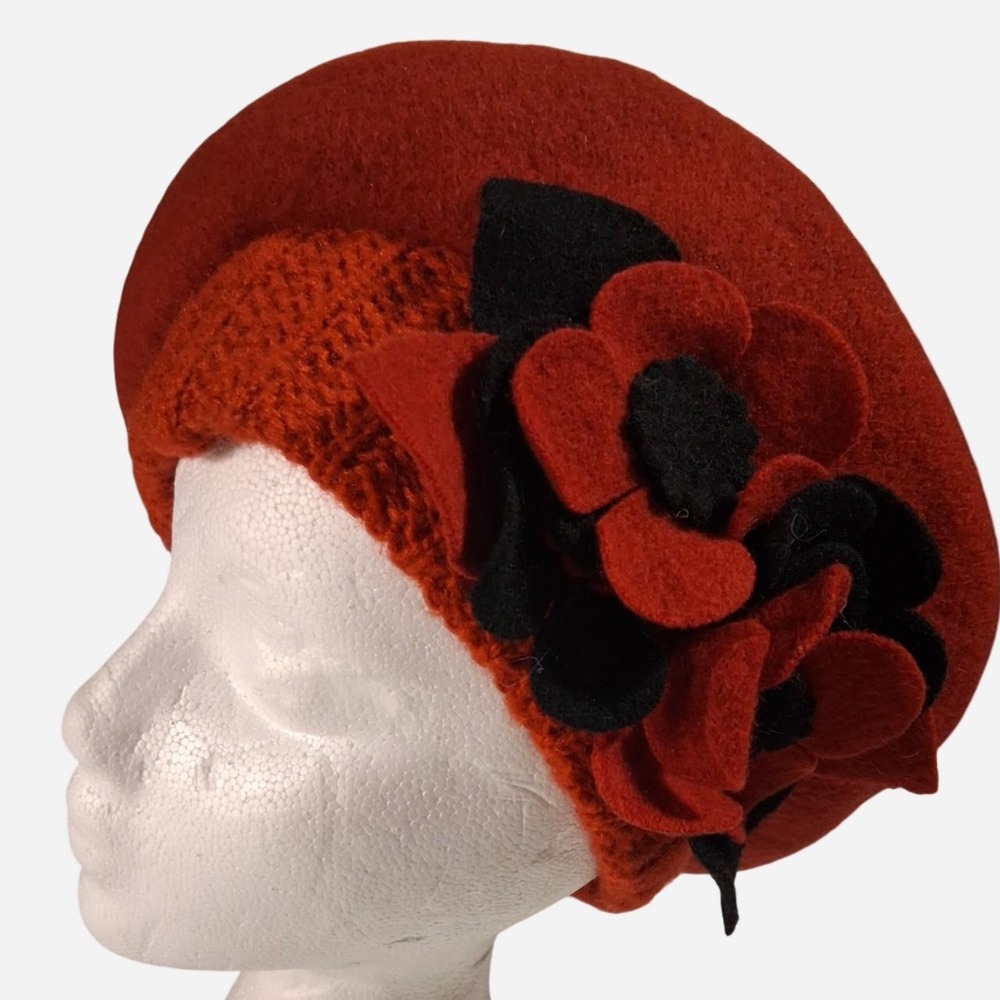 Womens 100% wool beret with black/red floral appliqué sweater band very soft